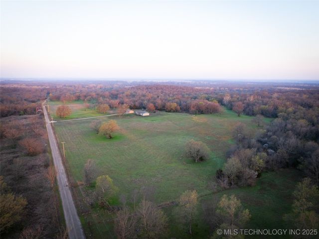 18085 EW 20 Road, Nowata, OK 74048