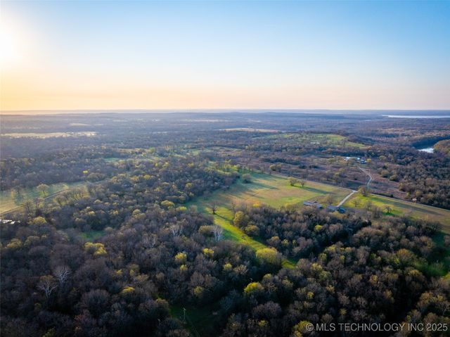 18085 EW 20 Road, Nowata, OK 74048