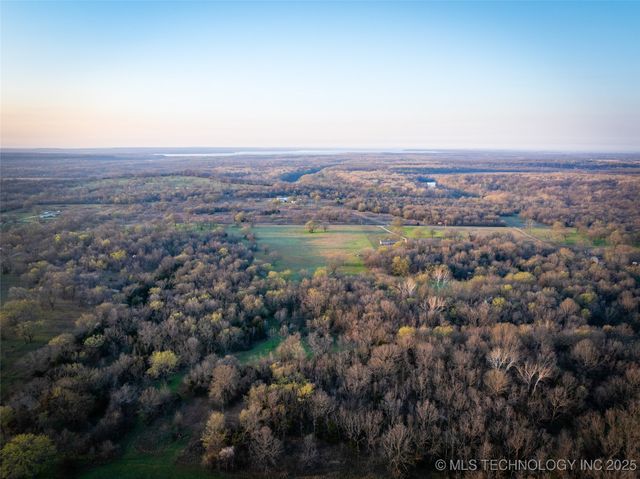 18085 EW 20 Road, Nowata, OK 74048