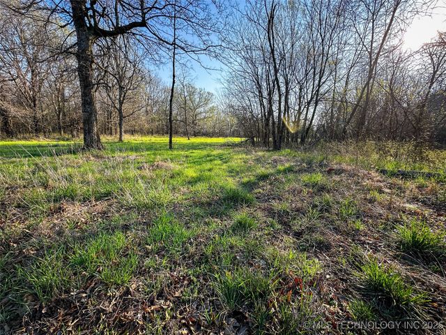 18085 EW 20 Road, Nowata, OK 74048