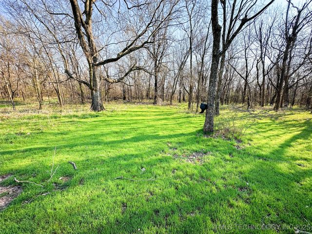 18085 EW 20 Road, Nowata, OK 74048