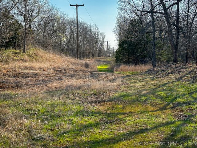 18085 EW 20 Road, Nowata, OK 74048