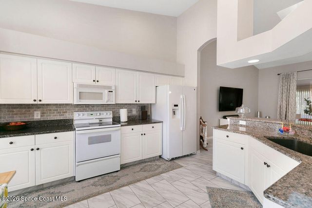 7661 Candlewick Drive, Melbourne, FL 32940