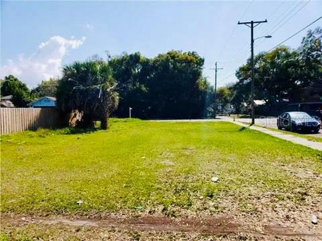 Image 1 of property listing at 502 E FLORIBRASKA AVENUE, Tampa, FL 33603