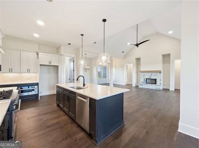 303 Eminence peak, Rydal, GA 30171
