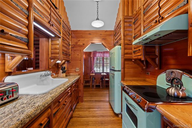 6 Alpine Road, Cold Spring, NY 10516