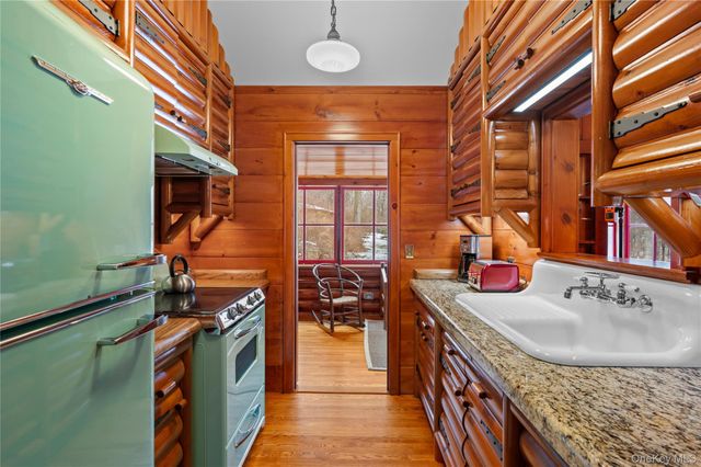 6 Alpine Road, Cold Spring, NY 10516