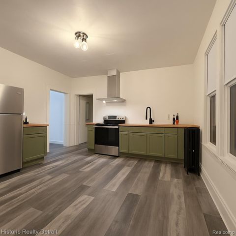 5095 Van Dyke Street, Detroit, MI 48213