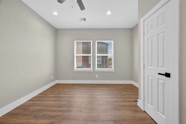 2109 Marnel Road C, Houston, TX 77055