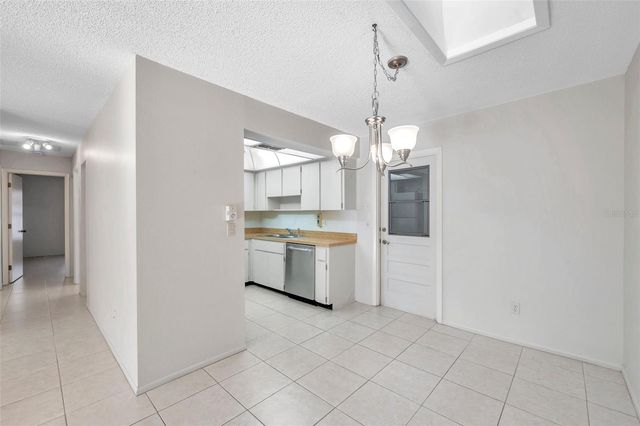 2291 SHELLY DRIVE DRIVE D, Palm Harbor, FL 34684