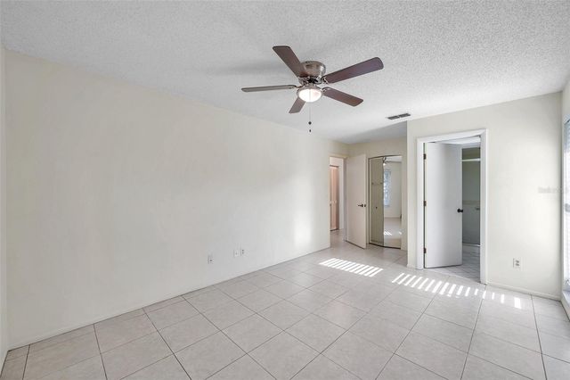 2291 SHELLY DRIVE DRIVE D, Palm Harbor, FL 34684