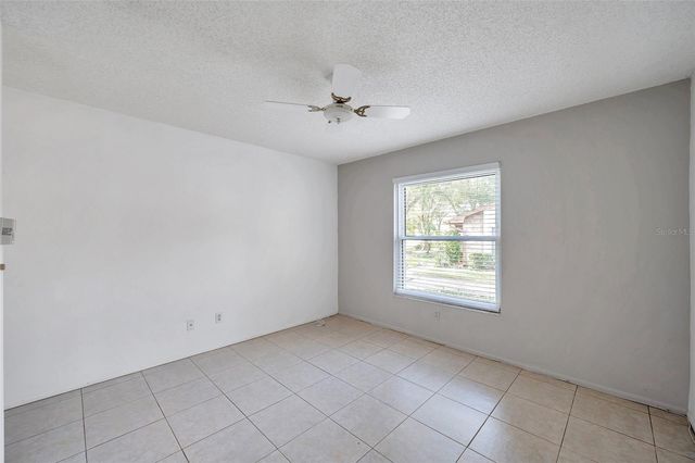 2291 SHELLY DRIVE DRIVE D, Palm Harbor, FL 34684