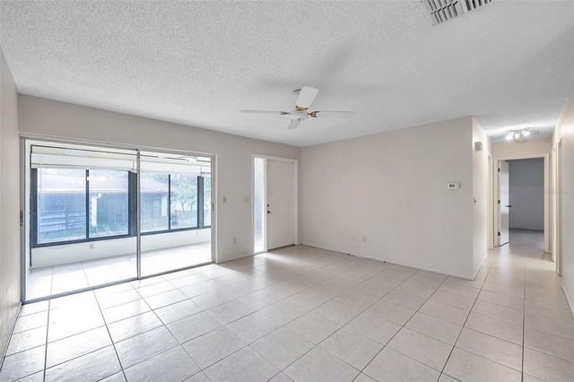 2291 SHELLY DRIVE DRIVE D, Palm Harbor, FL 34684