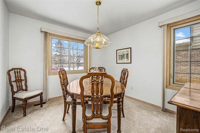 773 Red Maple Lane, Wixom, MI 48393