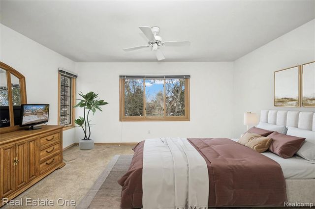 773 Red Maple Lane, Wixom, MI 48393