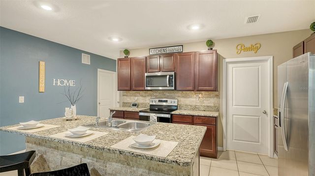 3809 GOLDEN ORIOLE PARKWAY, Sarasota, FL 34232