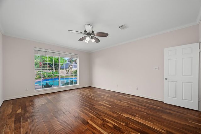 4802 Yorkshire Street, Sugar Land, TX 77479