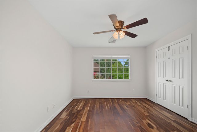 4802 Yorkshire Street, Sugar Land, TX 77479