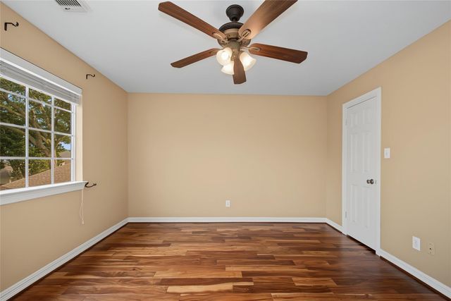 4802 Yorkshire Street, Sugar Land, TX 77479