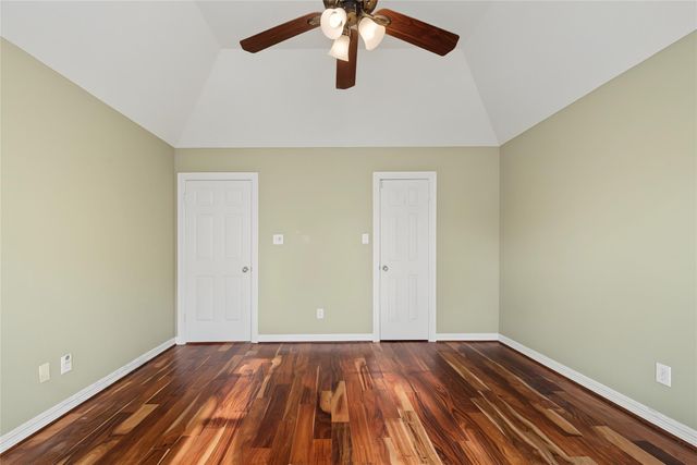 4802 Yorkshire Street, Sugar Land, TX 77479