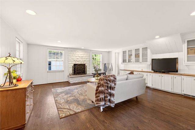 3437 Elmwood Avenue, Brighton, NY 14610