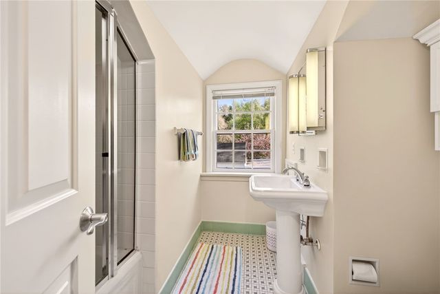 3437 Elmwood Avenue, Brighton, NY 14610