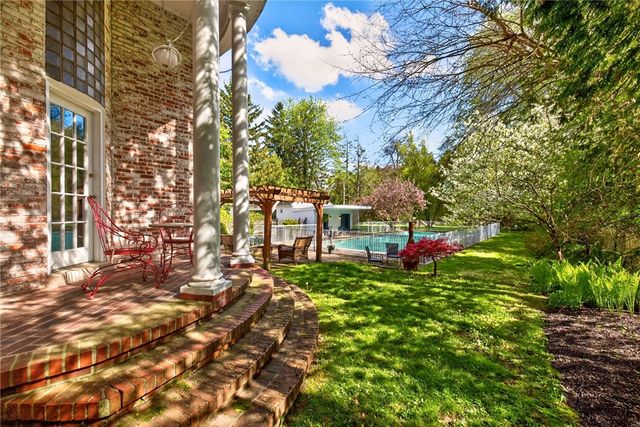 3437 Elmwood Avenue, Brighton, NY 14610
