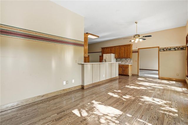 7809 N Revere Drive, Kansas City, MO 64151