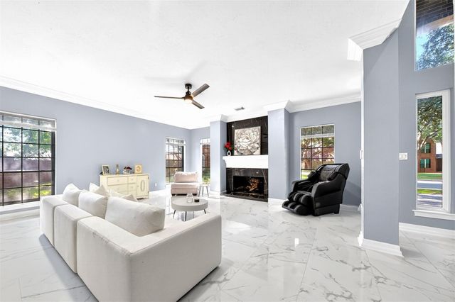 1615 Kelliwood Oaks Drive, Katy, TX 77450