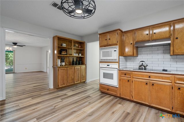 1141 Western Hills Road, Rockdale, TX 76567
