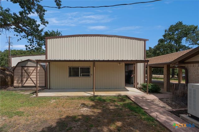 1141 Western Hills Road, Rockdale, TX 76567