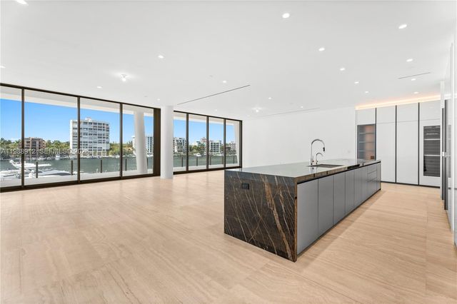 5 Grove Isle Drive S303, Coconut Grove, FL 33133