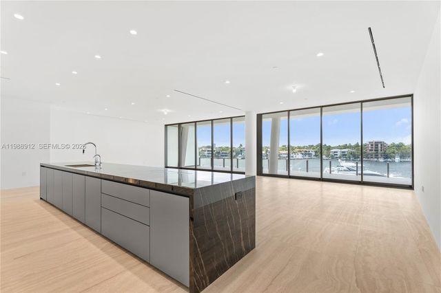 5 Grove Isle Drive S303, Coconut Grove, FL 33133