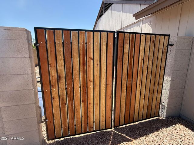 276 S CYPRESS Court, Chandler, AZ 85226