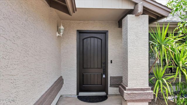 276 S CYPRESS Court, Chandler, AZ 85226