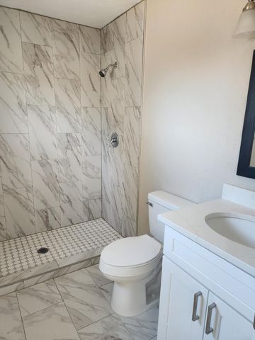 2917 Espanola Street NE, Albuquerque, NM 87110