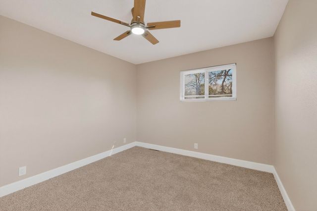 2917 Espanola Street NE, Albuquerque, NM 87110