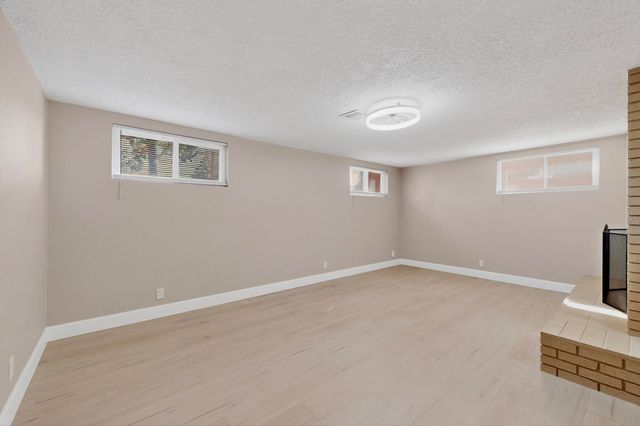 2917 Espanola Street NE, Albuquerque, NM 87110