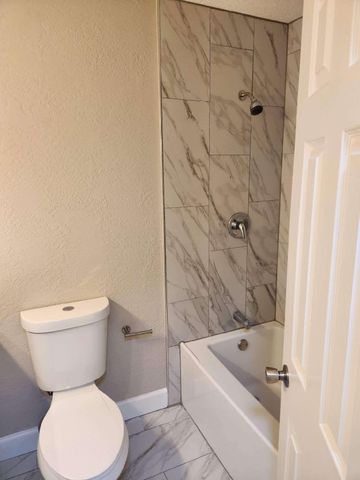 2917 Espanola Street NE, Albuquerque, NM 87110