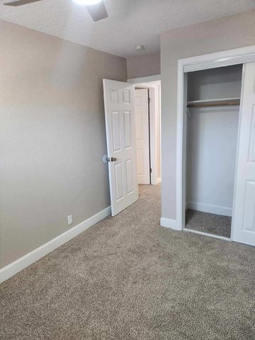 2917 Espanola Street NE, Albuquerque, NM 87110