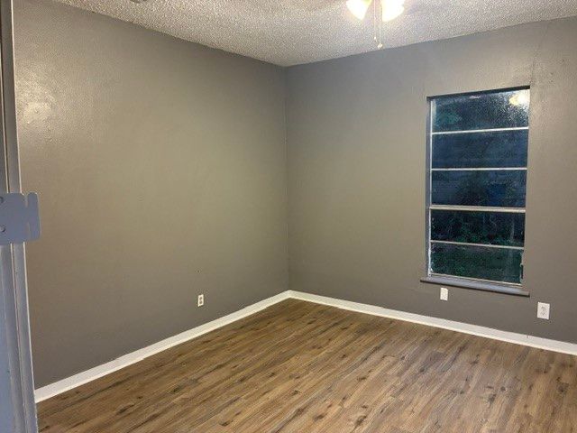 514 E Sears Street, Denison, TX 75021