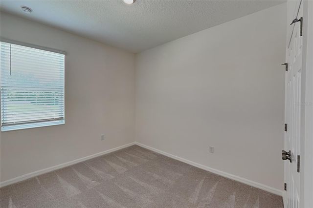 805 LEMON AVENUE, Fruitland Park, FL 34731