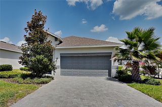 805 LEMON AVENUE, Fruitland Park, FL 34731
