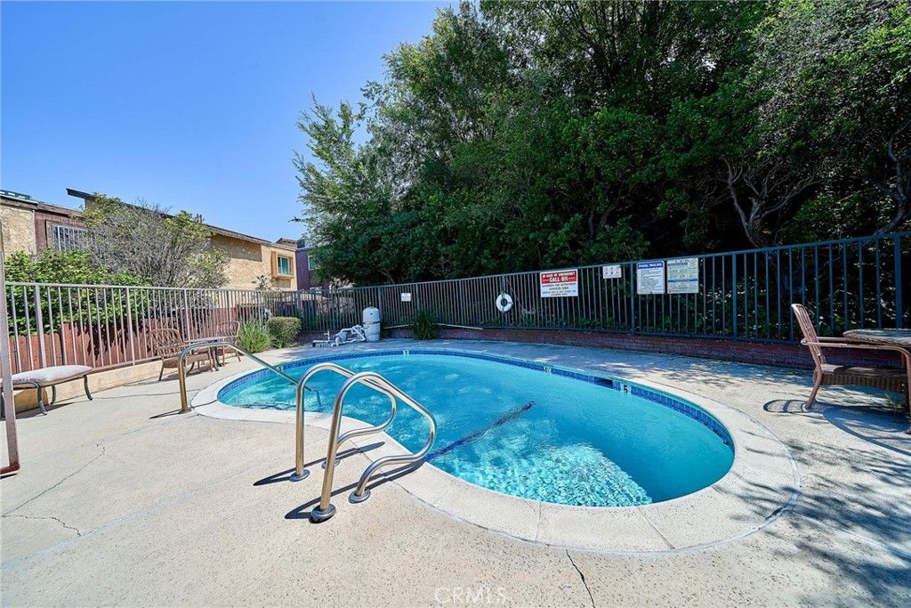 1826 Garvey 9, Alhambra, CA 91803