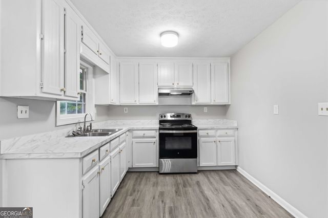 858 Pine Shadow Lane, Winder, GA 30680