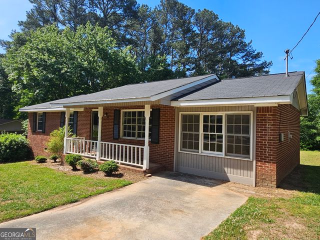858 Pine Shadow Lane, Winder, GA 30680