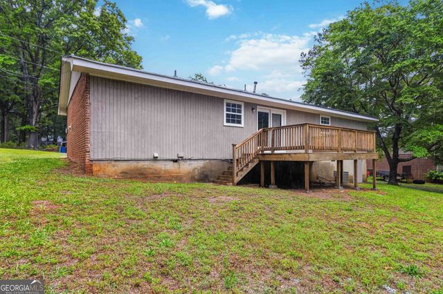 858 Pine Shadow Lane, Winder, GA 30680