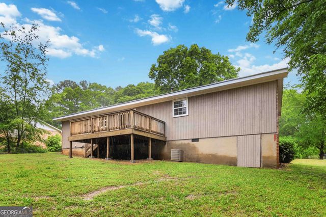 858 Pine Shadow Lane, Winder, GA 30680