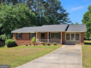 858 Pine Shadow Lane, Winder, GA 30680