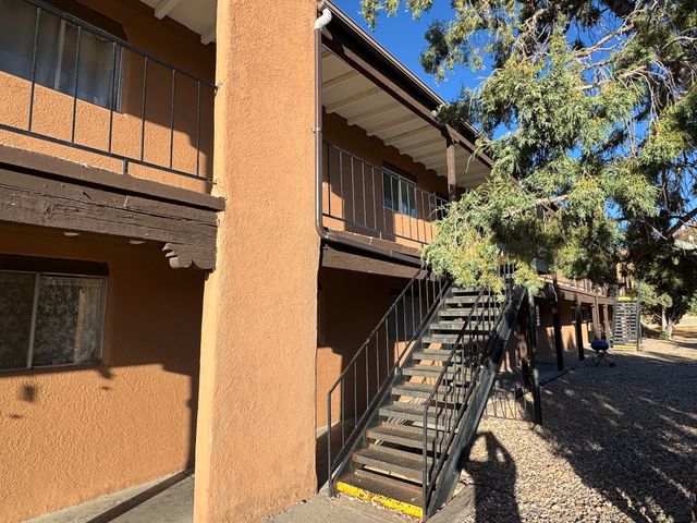 2800 Cerrillos Rd. 177, Santa Fe, NM 87507